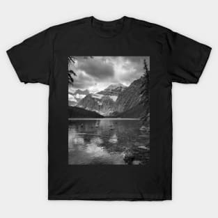 Landscape Photography Jasper National Park V4 T-Shirt